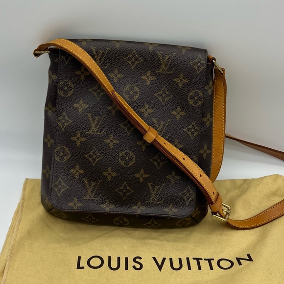 Authentic Louis Vuitton vintage monogram musette Salsa PM sling bag - Picture 3 of 16